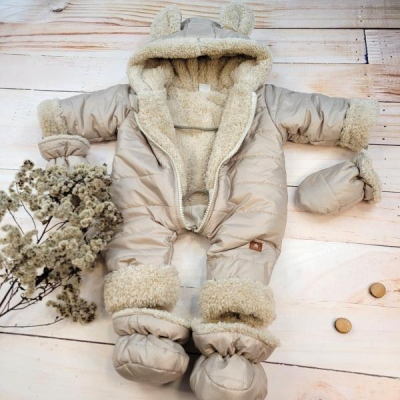 Zimní prošívaná kombinéza s kožíškem a kapucí + rukavičky + botičky, - béžová - 56 (1-2m)