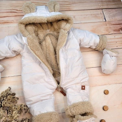 Zimní prošívaná kombinéza s kožíškem a kapucí + rukavičky + botičky, - bílá, vel. 62 - 62 (2-3m)